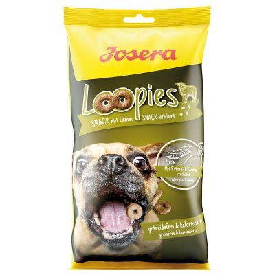 Josera Loopies Snack mit Lamm, opakowanie przysmaków dla psów z widocznym psem i okrągłymi smakołykami. Widoczny napis: getreidefrei & kalorienarm.