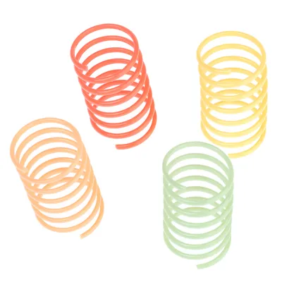 Quatre ressorts en plastique de couleurs orange, rouge, jaune et vert clair, disposés séparément sur fond blanc.