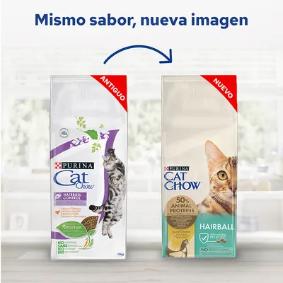 Comparativa de envases antiguo y nuevo de Purina Cat Chow Hairball Control. Nuevo: 50 % animal proteins, rico en pollo, con prebiótico natural. Texto superior: Mismo sabor, nueva imagen.
