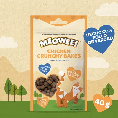 MEOWEE! Chicken Crunchy Bakes, 40 g. Hecho con pollo de verdad. Sin colorantes ni conservantes artificiales. Contiene taurina. Para gatos. Texto en inglés visible en el envase.