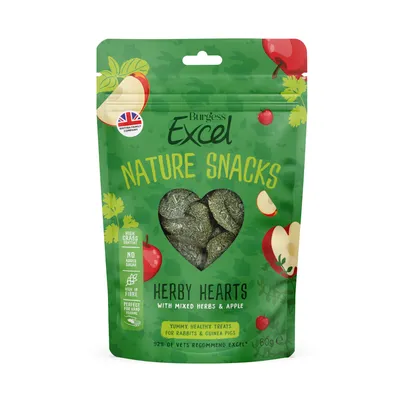 Burgess Excel Nature Snacks Herby Hearts mit gemischten Kräutern und Apfel, gesunde Leckereien für Kaninchen und Meerschweinchen, hoher Grasanteil, ohne Zuckerzusatz, reich an Ballaststoffen.