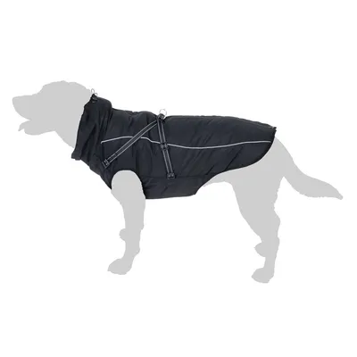 Manteau noir pour chien avec harnais intégré et bandes réfléchissantes, présenté sur la silhouette d’un chien de grande taille. Matière textile visible.