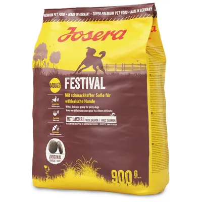 Sac Josera Festival Adult 900 g, croquettes pour chiens avec sauce délicieuse, recette sans gluten, avec saumon. Texte en allemand, anglais et français visible sur l'emballage. Sac Josera Festival Adult 900 g, croquettes pour chiens avec sauce délicieuse, recette sans gluten, avec saumon. Texte en allemand, anglais et français visible sur l'emballage.