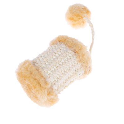 Rolka zabawka z sizalu z pluszowymi końcami i sznurkiem z pluszową piłką.