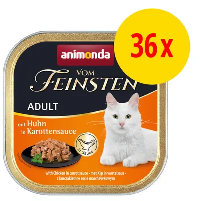 animonda Vom Feinsten Adult mit Huhn in Karottensauce, confezione da 36 vaschette, immagine di un gatto bianco e cibo in salsa su piatto nero