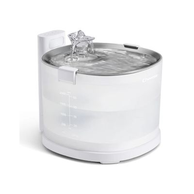 Fontaine à eau en plastique blanc Cheerble, graduée jusqu’à 2000 ml, avec couvercle métallique et jet d’eau central visible.