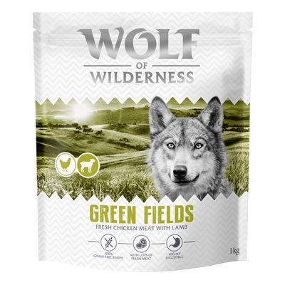 Wolf of Wilderness Adult Green Fields. Hohe Verdaulichkeit, 100% getreidefreie Rezeptur, mit extra viel Frischfleisch. Für alle Rassen und Grössen.