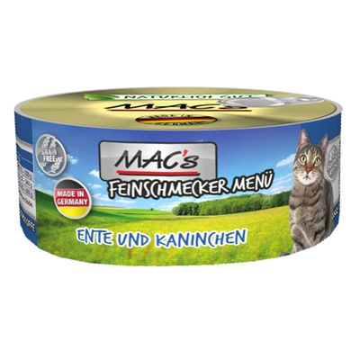 MAC's Feinschmecker Menü konzerva za mačke, ENTE UND KANINCHEN, oznake: GRAIN FREE, MADE IN GERMANY, slika mačke na ambalaži. Tekst na njemačkom jeziku.