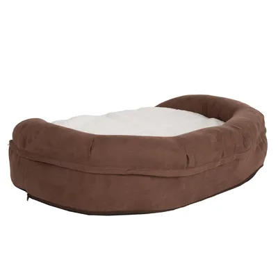 Panier pour animal de compagnie, forme ovale, rebords hauts en tissu marron, coussin intérieur blanc aspect peluche. Aucun logo ou texte visible.