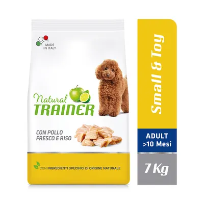 Natural Trainer hundefoder, Small & Toy, ADULT >10 Mesi, 7 kg. Made in Italy. CON POLLO FRESCO E RISO. CON INGREDIENTI SPECIFICI DI ORIGINE NATURALE. Billede af lille brun hund.