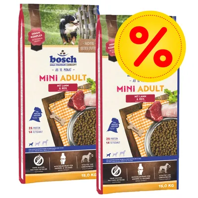 Två påsar Bosch Mini Adult hundfoder med lamm och ris, 15 kg, synligt erbjudandemärke med procenttecken. Text: 25 % protein, 14 % fett, utan glutenhaltigt spannmål. Två påsar Bosch Mini Adult hundfoder med lamm och ris, 15 kg, synligt erbjudandemärke med procenttecken. Text: 25 % protein, 14 % fett, utan glutenhaltigt spannmål.