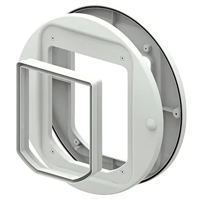 Weiße runde Katzenklappe aus Kunststoff mit Rahmen und Schraublöchern zur Montage. Weiße runde Katzenklappe aus Kunststoff mit Rahmen und Schraublöchern zur Montage.