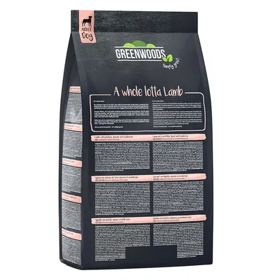 Greenwoods Adult Dog droogvoer, variant 'A whole lotta Lamb', gedetailleerde ingrediënten en samenstelling zichtbaar op de verpakking.