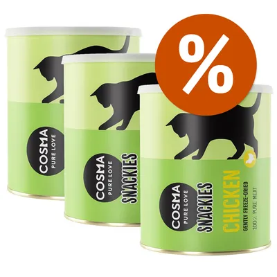 Tre confezioni Cosma Pure Love Snackies Chicken, 100% pure meat, gently freeze-dried. Simbolo percentuale arancione in alto a destra.