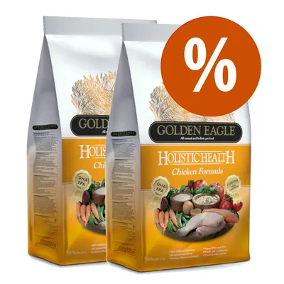 2 sacchi di crocchette Golden Eagle Holistic Health Chicken Formula, scritte visibili: DHA EPA, Con carne di pollo disidratata, simbolo percentuale bianco su sfondo arancione.