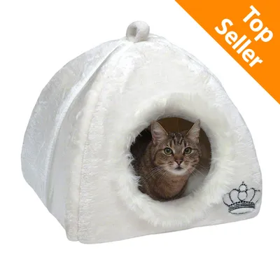 Tenda bianca in tessuto per gatti con bordo peloso, decorazione a corona e gatto all'interno. Angolo arancione in alto a destra con testo: Top Seller.