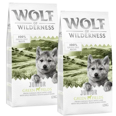 Wolf of Wilderness Junior Green Fields, 100 % grain-free recipe, viande de poulet frais avec agneau, baies sauvages, racines et herbes, sac de 12 kg visible.
