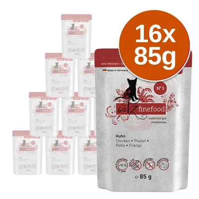 Zestaw 16 saszetek catz finefood Huhn, każda po 85 g. Widoczne oznaczenia: bez dodatku cukru, testowane na zwierzętach, zawartość mięsa 91 %, wyprodukowano w Niemczech.