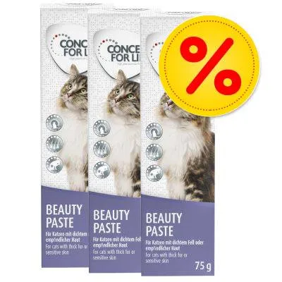 Tři tuby Concept for Life Beauty Paste 75 g pro kočky s hustou srstí nebo citlivou kůží, žlutý symbol procenta v rohu obalu.