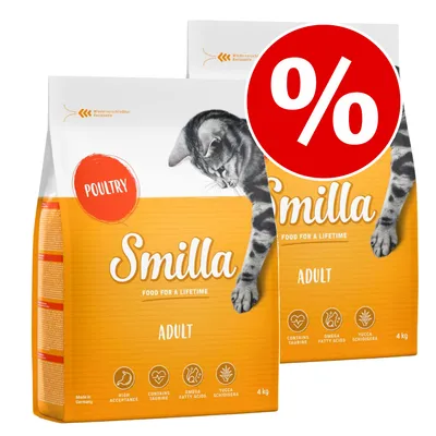 To poser Smilla Adult kattefoder, 4 kg, med teksten 'Poultry', 'Food for a lifetime', 'High acceptance', 'Contains taurine', 'Omega fatty acids', 'Yucca schidigera' og procenttegn. To poser Smilla Adult kattefoder, 4 kg, med teksten 'Poultry', 'Food for a lifetime', 'High acceptance', 'Contains taurine', 'Omega fatty acids', 'Yucca schidigera' og procenttegn.