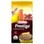 Versele-Laga Prestige Premium mangime per canarini. Certificato VAM per vitamine, amminoacidi e minerali. Immagine di un canarino giallo, uno rosso e una ciotola di semi.
