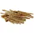 Hromada přírodních žvýkacích tyčinek pro psy, bez viditelného obalu nebo značky. Materiál: sušená kůže.