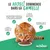 Schesir : Protéines animales comme ingrédient principal, teneur élevée en protéines, faible proportion de céréales, recette 100 % transparente. Le chat mange de la nourriture sèche.