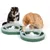 Dos gatos juegan con un juguete interactivo verde que contiene imitaciones de ratón blanco y una bola.