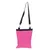 Bolso rosa con correa de hombro negra ajustable y mosquetones metálicos.
