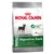 Pachet Royal Canin MINI Digestive Care pentru câini de talie mică, text vizibil: 'IMPROVES STOOL QUALITY', imagine câine mic și crochete, inscripții în engleză, franceză, germană, olandeză.