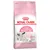 Royal Canin First Age Mother & Babycat, Katzenfutter für säugende Katzen und Kätzchen bis 4 Monate, unterstützt Immunsystem und leichtes Kauen. Verpackung mit Zip-System.