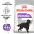 Royal Canin STERILISED MAXI, manutenção do peso ideal, resultados comprovados: -14 % de calorias. Embalagem com imagem de cão grande preto.