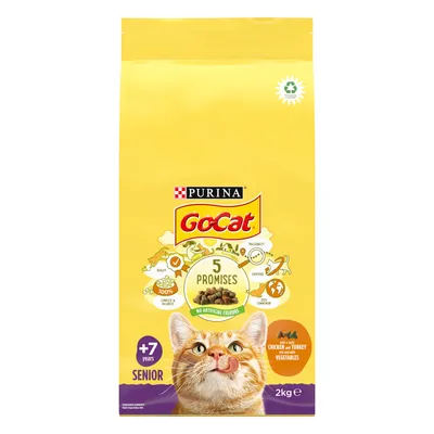 GoCat dry food for senior cats over 7 years, chicken with turkey and vegetables, 2kg pack, highlights 5 promises including no artificial colours.