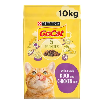 10kg pack with '5 promises' and 'with a tasty duck and chicken mix' highlighted on the front, showing assorted kibble pieces.