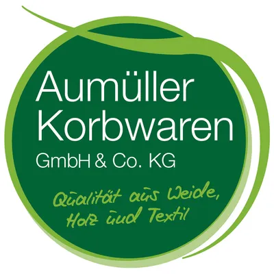 Aumüller Korbwaren GmbH & Co. KG. Qualität aus Weide, Holz und Textil. Текстът е на немски език.