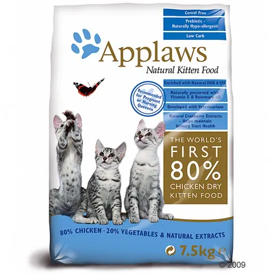 Balení Applaws Natural Kitten Food, 7,5 kg, 80 % chicken, 20 % vegetables & natural extracts. Text: Cereal Free, Prebiotic, Naturally Hypo-allergenic, Low Carb, The world's first 80% chicken dry kitten food.