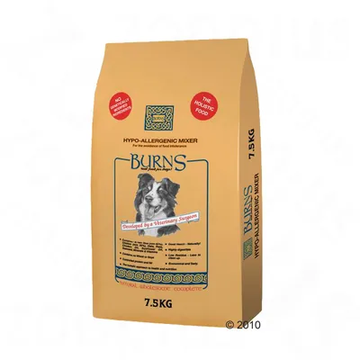 Sac hrană pentru câini Burns Hypo-Allergenic Mixer, 7,5 kg. Text vizibil: 'No genetically modified ingredients', 'The holistic food', 'Developed by a Veterinary Surgeon'. Imagine cu un câine pe ambalaj.