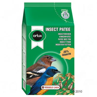 Orlux Insect Patee hyönteisruoka linnuille, 800 g pakkaus, sisältää 25 % hyönteisiä. Versele-Laga -brändi. Kuvassa kaksi lintua ja hyönteisiä pakkauksessa.