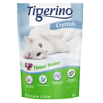 Tigerino Crystals Flower Power Silicate Litter 5L, antibakteriální, kompostovatelné, zadržuje zápach, lehké a úsporné. Bílá kočka na obalu.