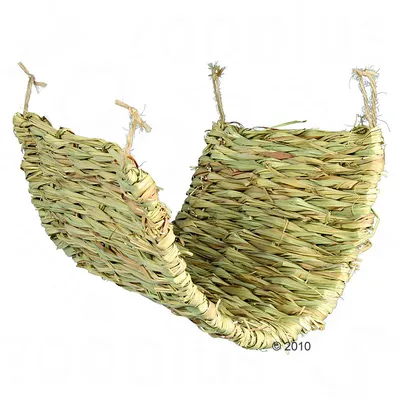 Závesná hojdacia sieť z prírodného prútia so štyrmi povrazmi na uchytenie, vhodná pre malé zvieratá. Materiál: prútie, povrazy z prírodných vlákien.