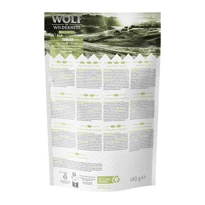 Wolf Wilderness Wild Bites Junior Green Fields, frisches Huhn mit Lamm, 180 g. Verpackung aus recycelbarem Material.