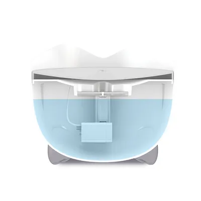 Querschnitt eines Trinkbrunnens mit Wasserbehälter und integrierter Pumpe, zeigt die Funktionsweise des Filtersystems.