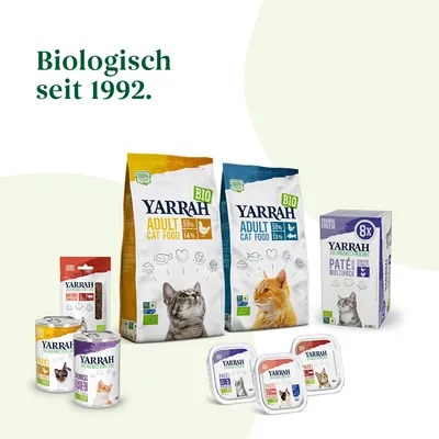 Yarrah BIO hrana za mačke: suha i mokra hrana, multipakiranje pašteta, grickalice. Tekst na slici: Biologisch seit 1992. Sastav i postotci proteina/masti vidljivi na pakiranjima.