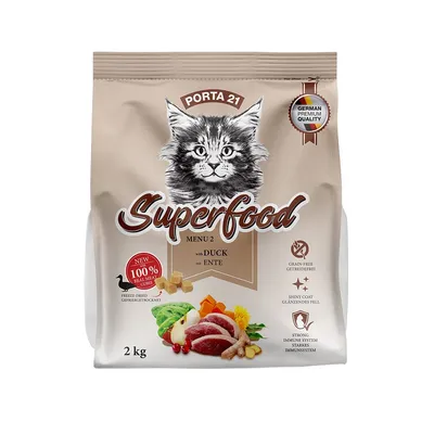 Porta 21 Superfood Menu 2 with Duck, sac de 2 kg pour chat. Texte visible : German Premium Quality, 100 % real meat, grain-free, shiny coat, strong immune system. Porta 21 Superfood Menu 2 with Duck, sac de 2 kg pour chat. Texte visible : German Premium Quality, 100 % real meat, grain-free, shiny coat, strong immune system.