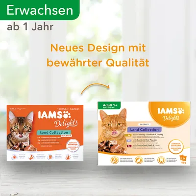 IAMS Delights Land Collection -kissanruoka, kaksi pakkausta eri ulkoasulla. Teksti saksaksi: 'Neues Design mit bewährter Qualität', 'Erwachsen ab 1 Jahr'.