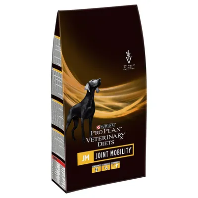 Опаковка Purina Pro Plan Veterinary Diets JM Joint Mobility за кучета, с изображение на черно куче и видими етикети с текст на английски.