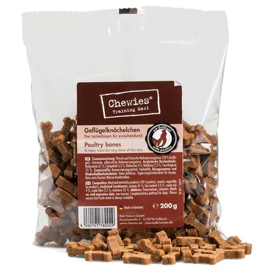 Chewies Training Maxi poultry bones, snack for in between, Made in Germany, 200g. Ingredients: meat, cereals, vegetable by-products. Analytical constituents visible.