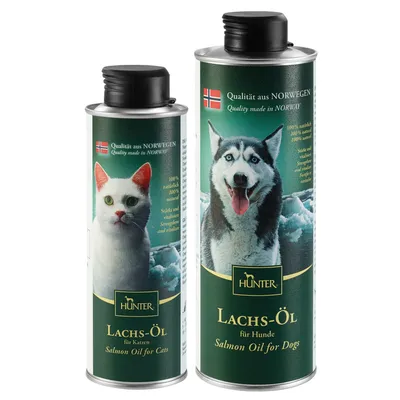 Dwie puszki Hunter Lachs-Öl: jedna dla kotów, druga dla psów. Widoczne napisy: „Qualität aus NORWEGEN”, „Salmon Oil for Cats”, „Salmon Oil for Dogs”, zdjęcia kota i psa.