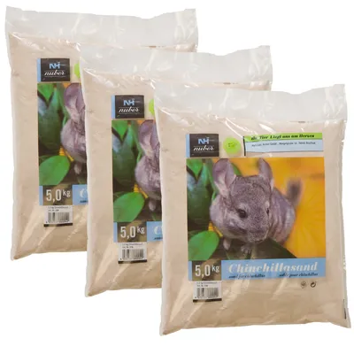 Three bags of NH nuber Chinchillasand, each 5,0 kg, with a chinchilla image and visible text in German on the packaging.