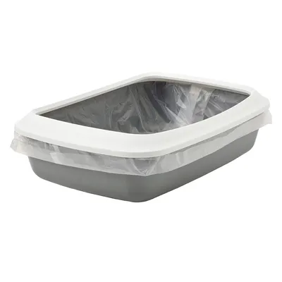 Caja de arena gris para gatos con borde blanco y bolsa de basura transparente insertada.